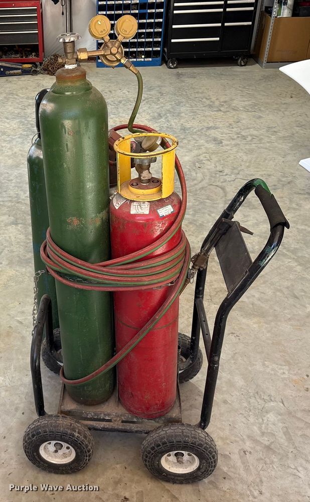 image for item ET7327 Miller Millermatic welder