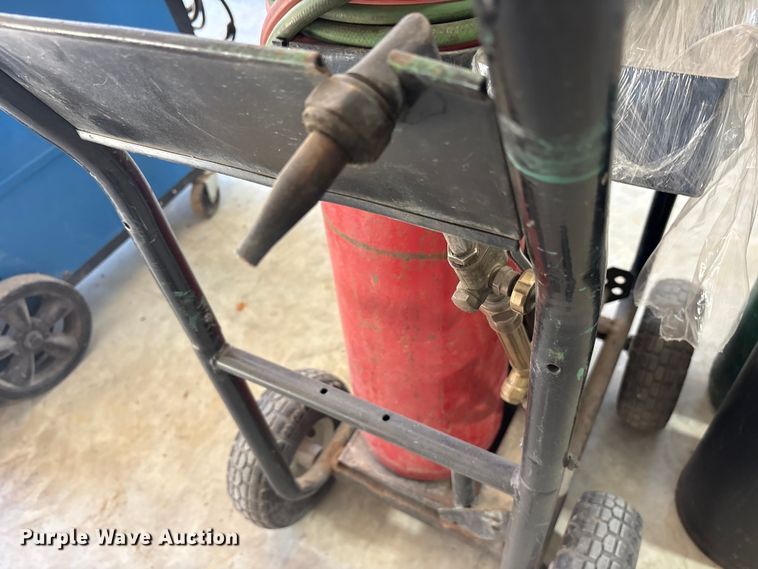 image for item ET7327 Miller Millermatic welder