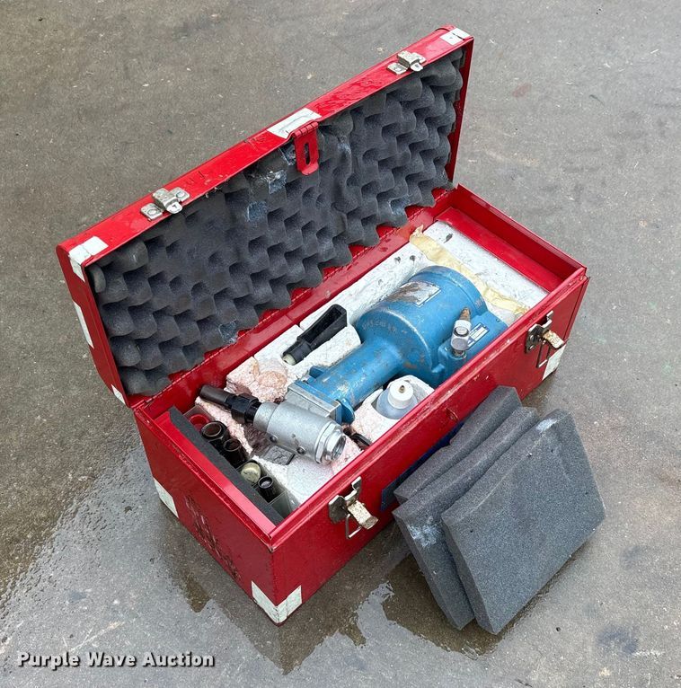 image for item ET7337 Gage Built Products G8P712 huck gun