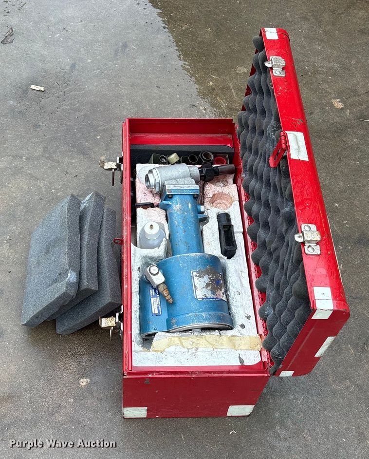 image for item ET7337 Gage Built Products G8P712 huck gun