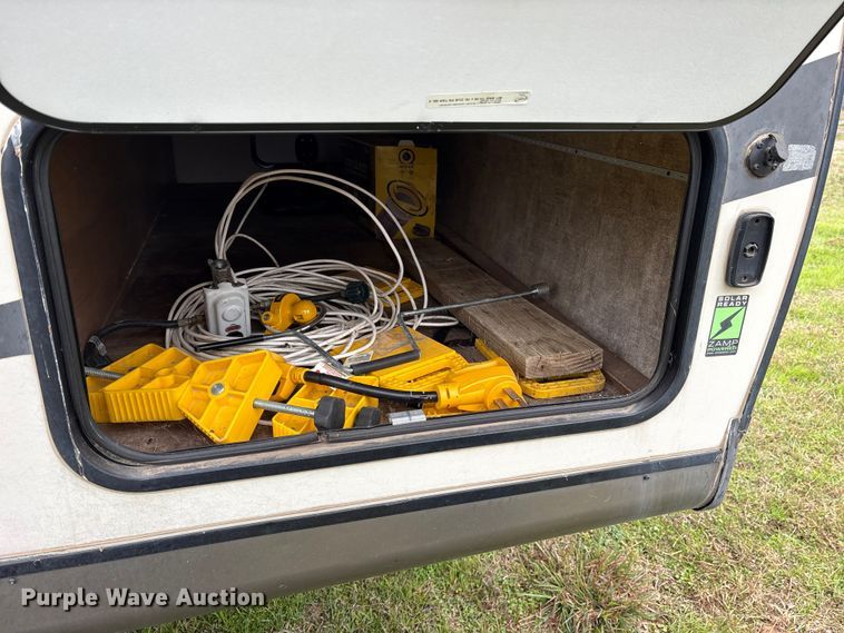 image for item ET7405 2018 Gulf Stream Streamlite 28BBS camper