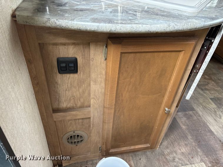 image for item ET7405 2018 Gulf Stream Streamlite 28BBS camper