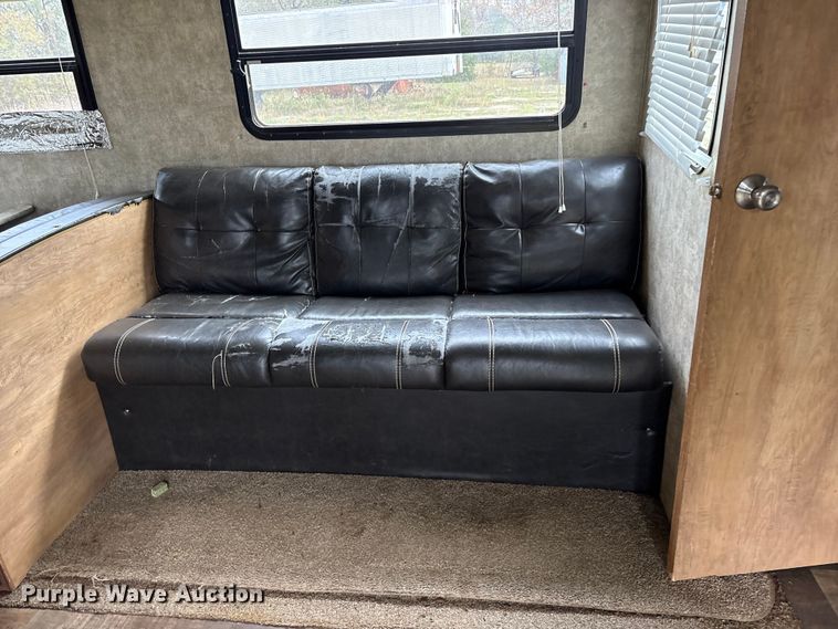 image for item ET7405 2018 Gulf Stream Streamlite 28BBS camper