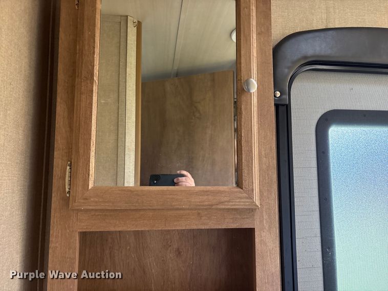 image for item ET7405 2018 Gulf Stream Streamlite 28BBS camper