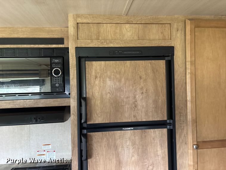 image for item ET7405 2018 Gulf Stream Streamlite 28BBS camper