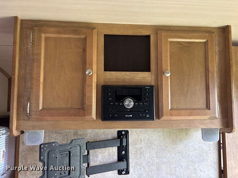 image for item ET7405 2018 Gulf Stream Streamlite 28BBS camper