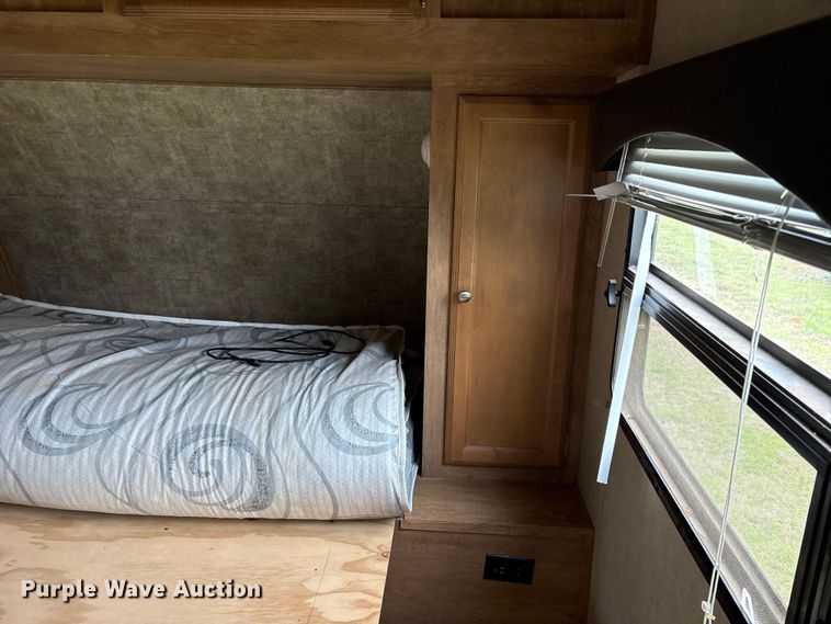 image for item ET7405 2018 Gulf Stream Streamlite 28BBS camper