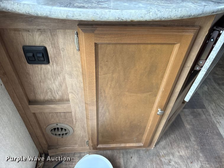 image for item ET7405 2018 Gulf Stream Streamlite 28BBS camper