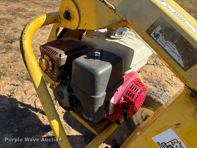 image for item ET7413 2014 Ground hog HD99 portable auger