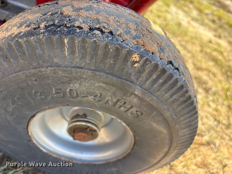 image for item ET7421 2018 Little Beaver 8 portable auger