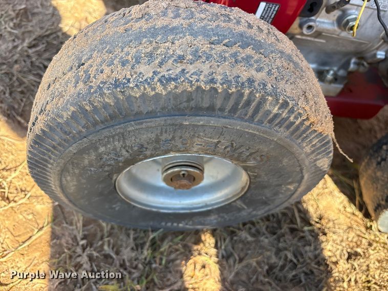 image for item ET7421 2018 Little Beaver 8 portable auger