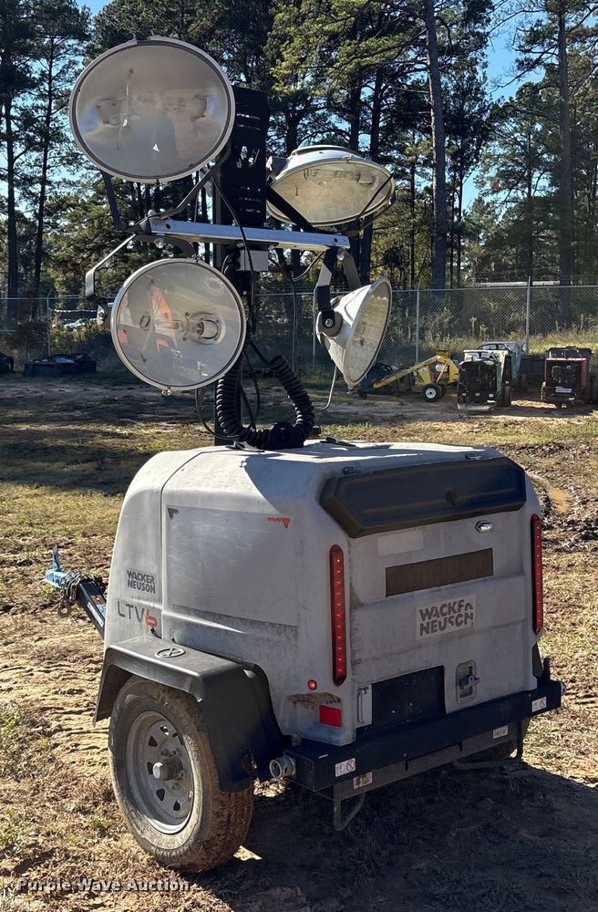 image for item ET7425 2018 Wacker Neuson LTV6 light plant