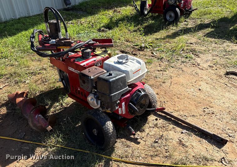 image for item ET7433 2014 Little Beaver 8 portable auger
