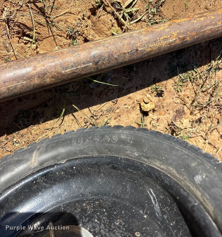 image for item ET7433 2014 Little Beaver 8 portable auger