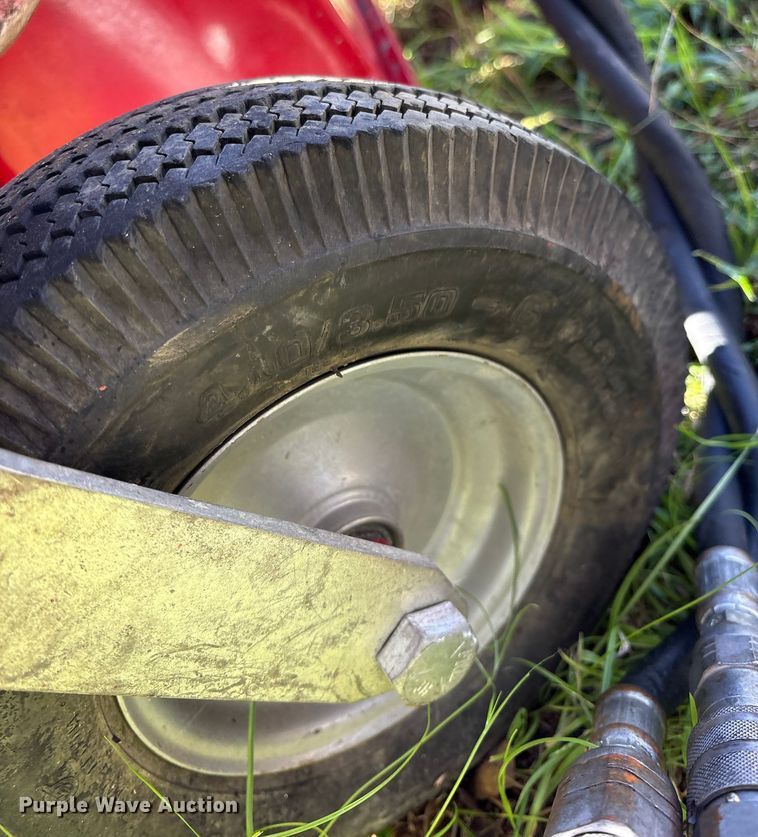 image for item ET7434 2015 Little Beaver 8 portable auger