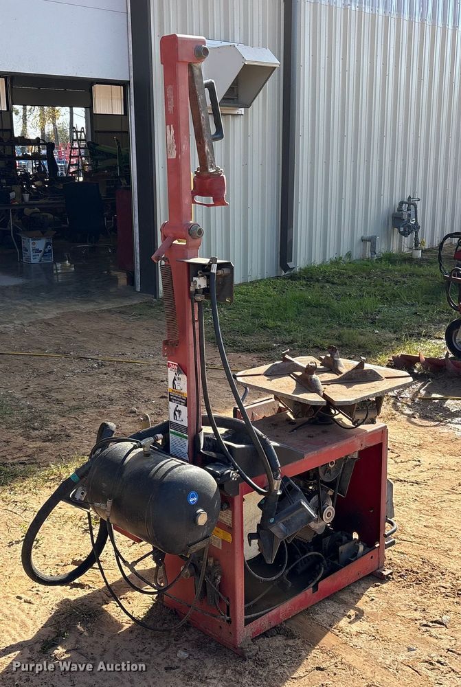 image for item ET7441 2006 Sicam GUFO ML 450 S Special tire machine