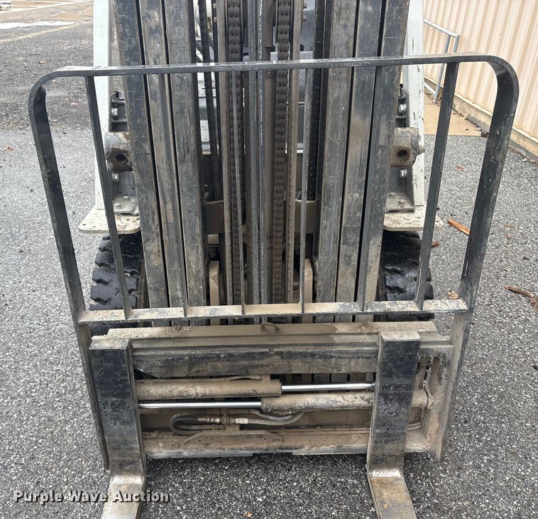 image for item ET8606 2016 UniCarriers PF50 forklift