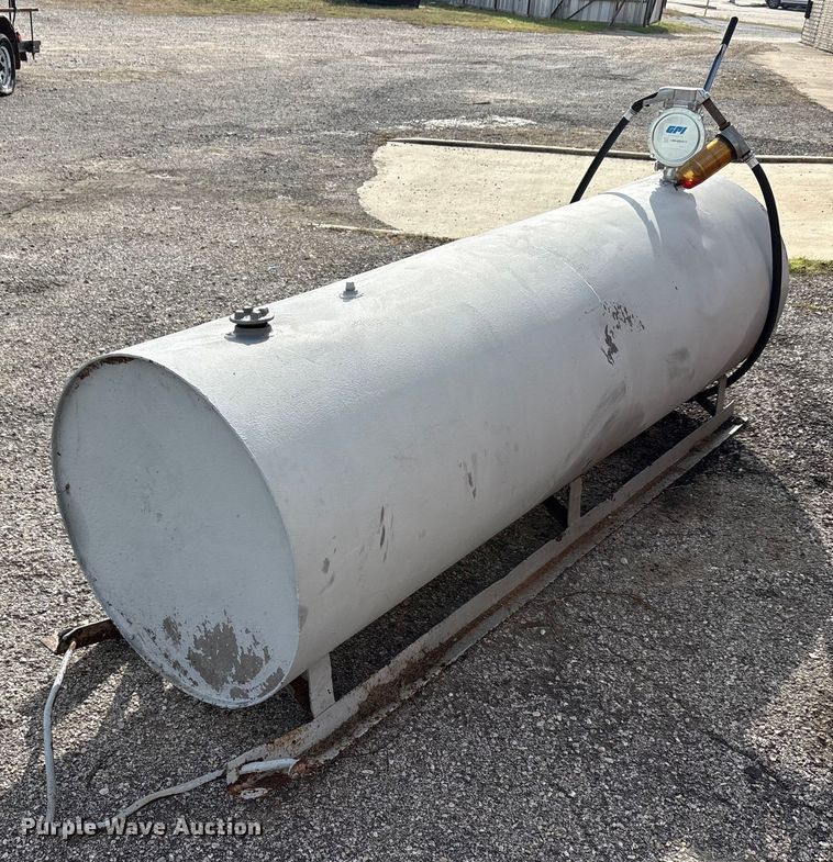 image for item EU0137 (2) fuel tanks