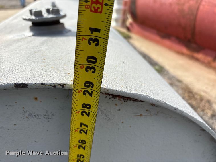 image for item EU0137 (2) fuel tanks