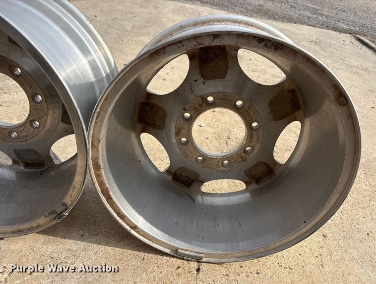 image for item EU0138 Tires and wheels