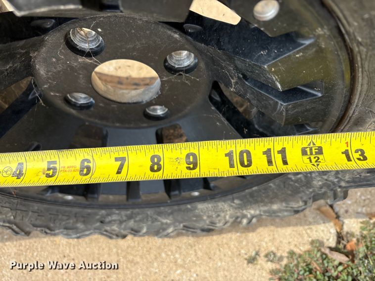 image for item EU0138 Tires and wheels