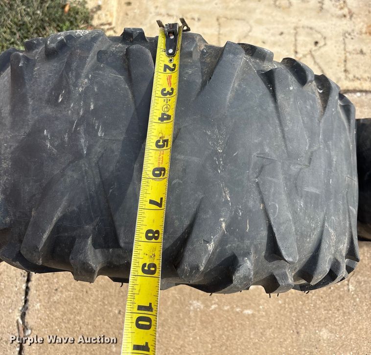 image for item EU0138 Tires and wheels