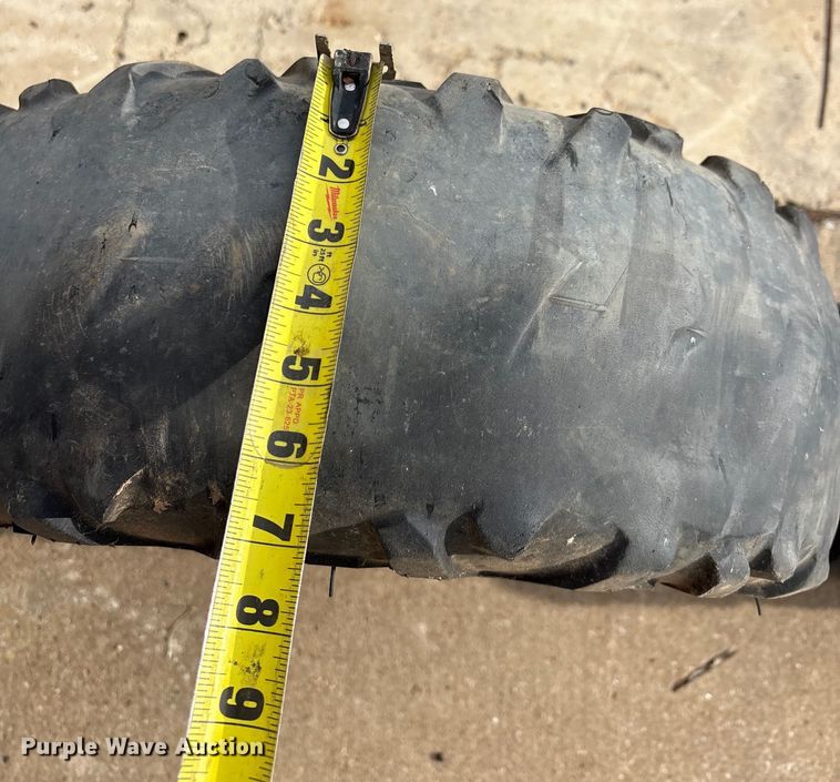 image for item EU0138 Tires and wheels