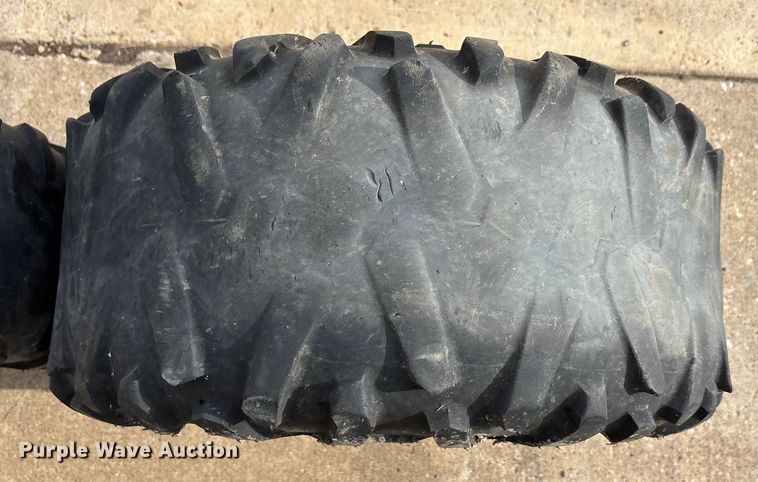 image for item EU0138 Tires and wheels