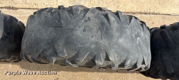 image for item EU0138 Tires and wheels