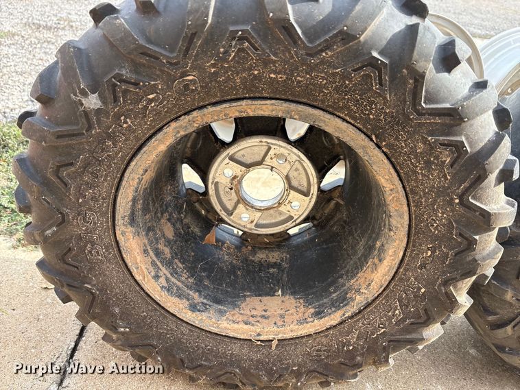 image for item EU0138 Tires and wheels