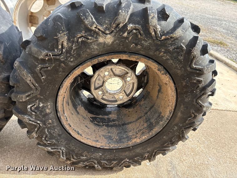 image for item EU0138 Tires and wheels