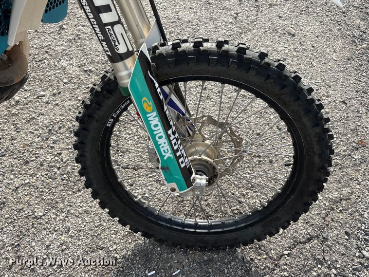 image for item EU0139 2017 Husqvarna Adventure Moto motorcycle