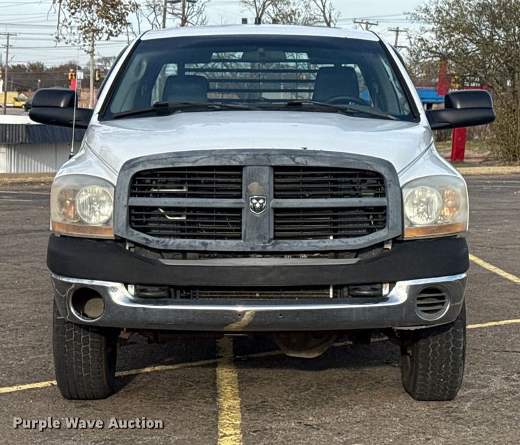 image for item EU4016 2006 Dodge Ram 2500 Quad Cab flatbed pickup truck