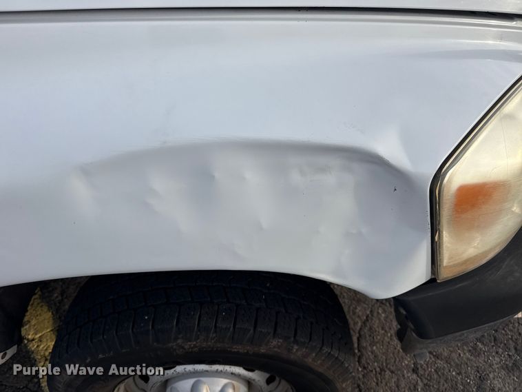 image for item EU4016 2006 Dodge Ram 2500 Quad Cab flatbed pickup truck