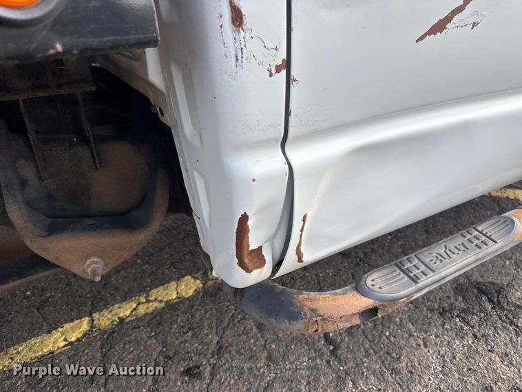 image for item EU4016 2006 Dodge Ram 2500 Quad Cab flatbed pickup truck