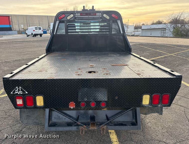 image for item EU4016 2006 Dodge Ram 2500 Quad Cab flatbed pickup truck