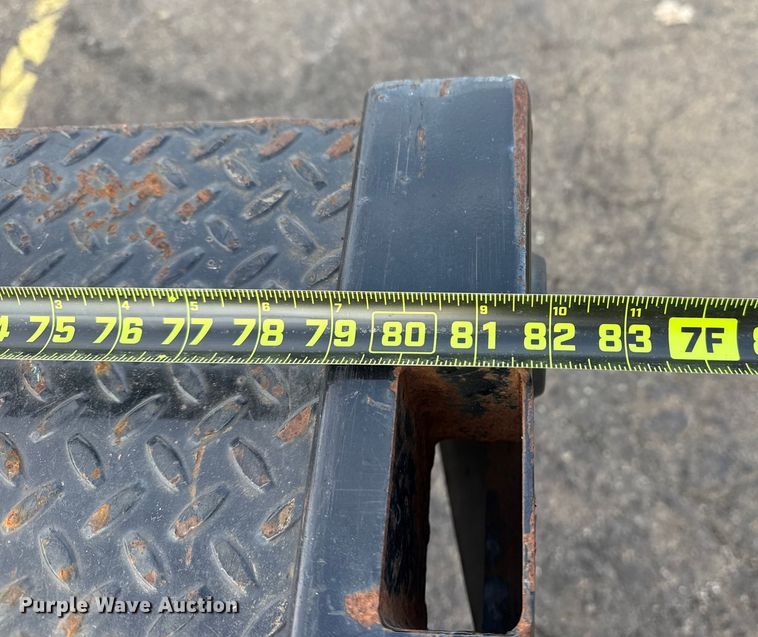 image for item EU4016 2006 Dodge Ram 2500 Quad Cab flatbed pickup truck