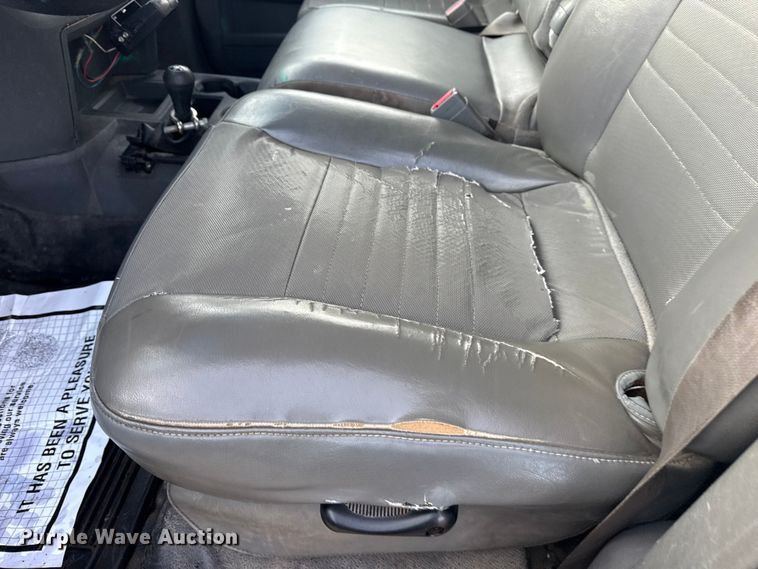 image for item EU4016 2006 Dodge Ram 2500 Quad Cab flatbed pickup truck