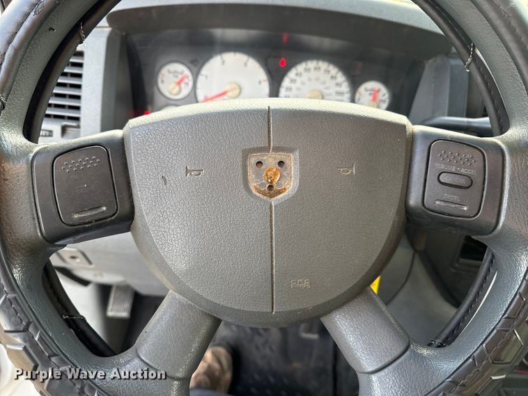 image for item EU4016 2006 Dodge Ram 2500 Quad Cab flatbed pickup truck