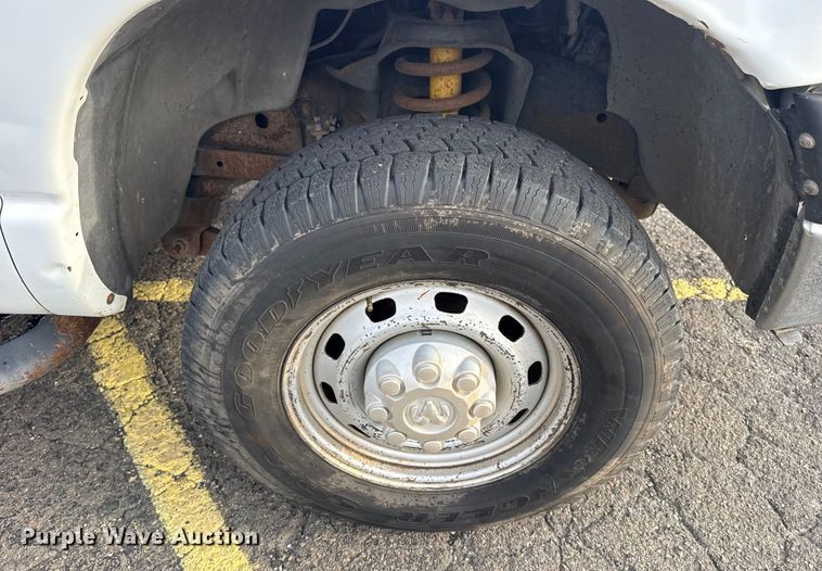 image for item EU4016 2006 Dodge Ram 2500 Quad Cab flatbed pickup truck