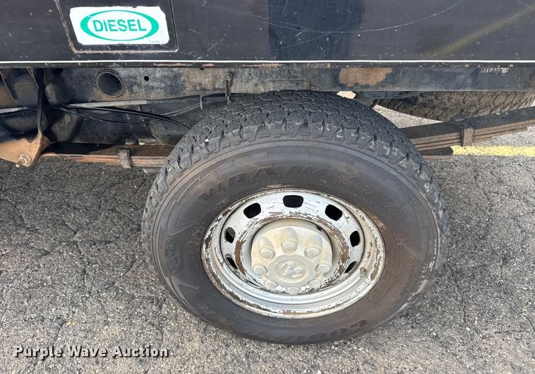 image for item EU4016 2006 Dodge Ram 2500 Quad Cab flatbed pickup truck