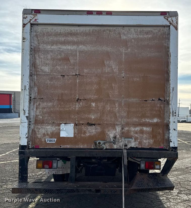 image for item EU4018 2009 Isuzu NPR box truck