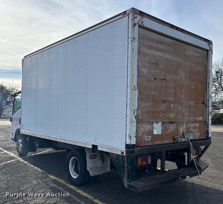 image for item EU4018 2009 Isuzu NPR box truck
