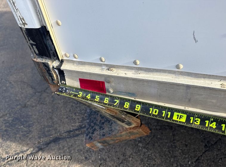 image for item EU4018 2009 Isuzu NPR box truck