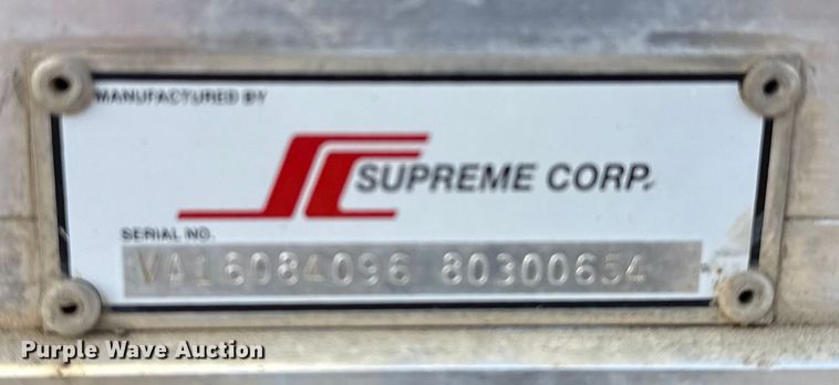 image for item EU4018 2009 Isuzu NPR box truck