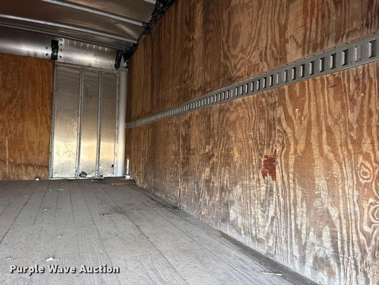 image for item EU4018 2009 Isuzu NPR box truck