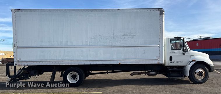 image for item EU4019 2010 International 4300 box truck