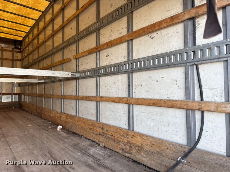 image for item EU4019 2010 International 4300 box truck