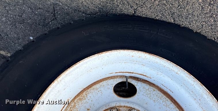 image for item EU4019 2010 International 4300 box truck