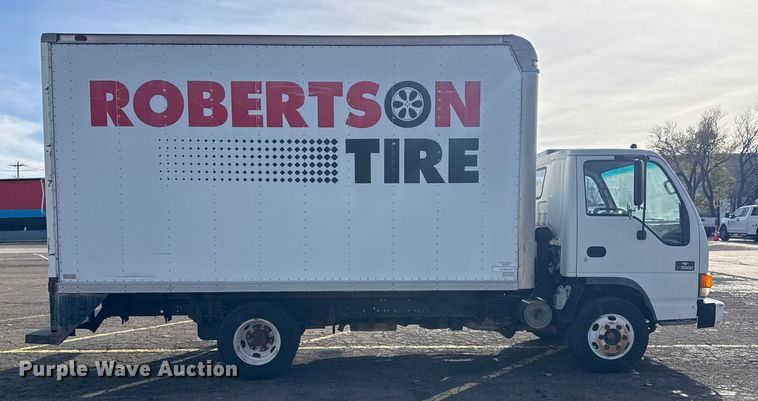 image for item EU4020 2001 Chevrolet W3500 box truck